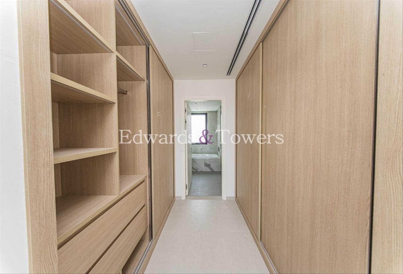 Brand New | Private Garden| Internal Plot photo 11