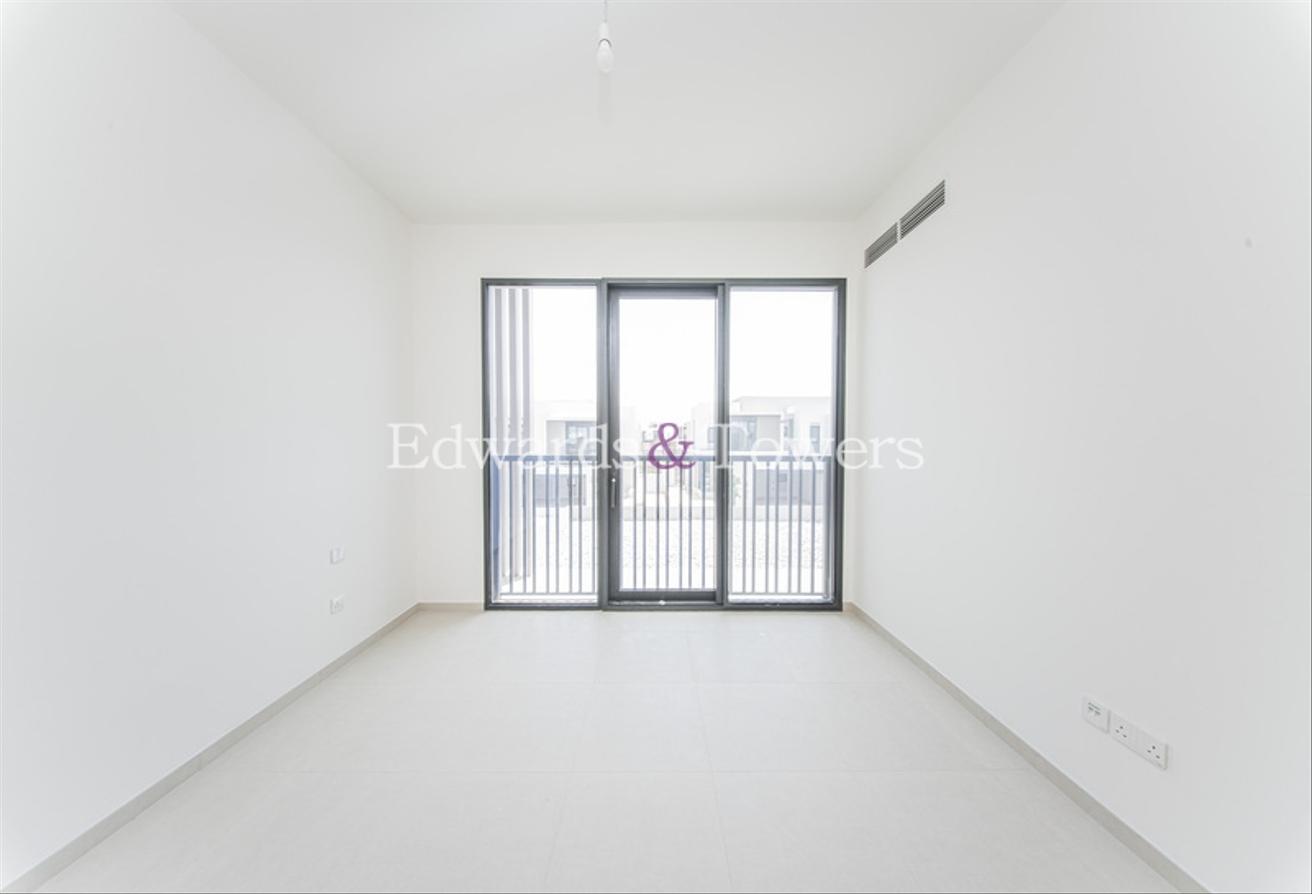 Brand New | Private Garden| Internal Plot photo 22