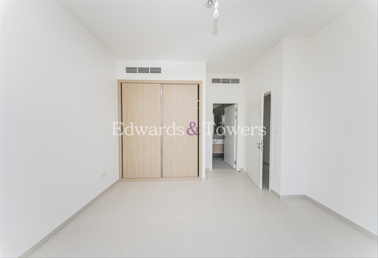 Brand New | Private Garden| Internal Plot photo 14