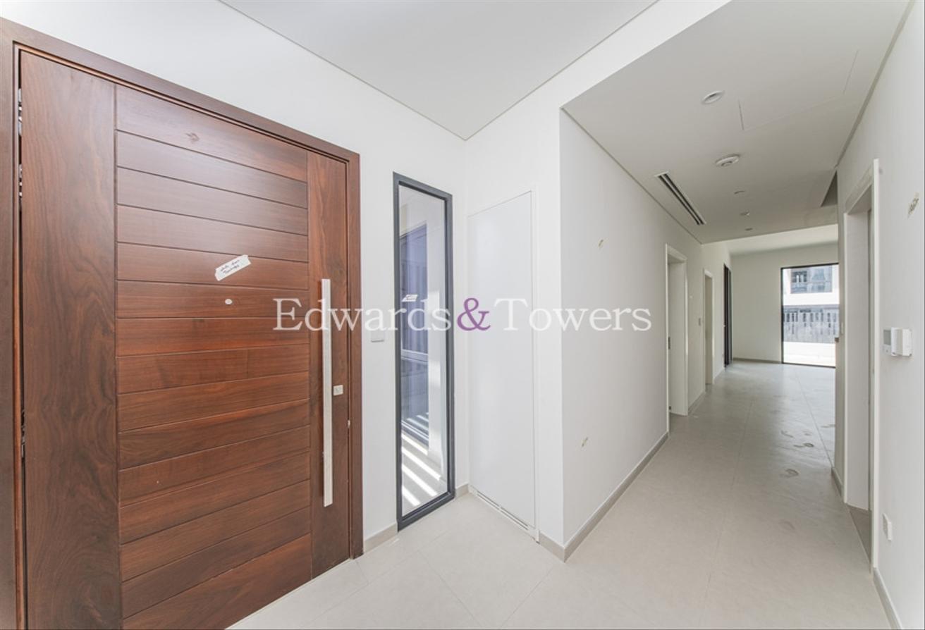 Brand New | Private Garden| Internal Plot photo 24