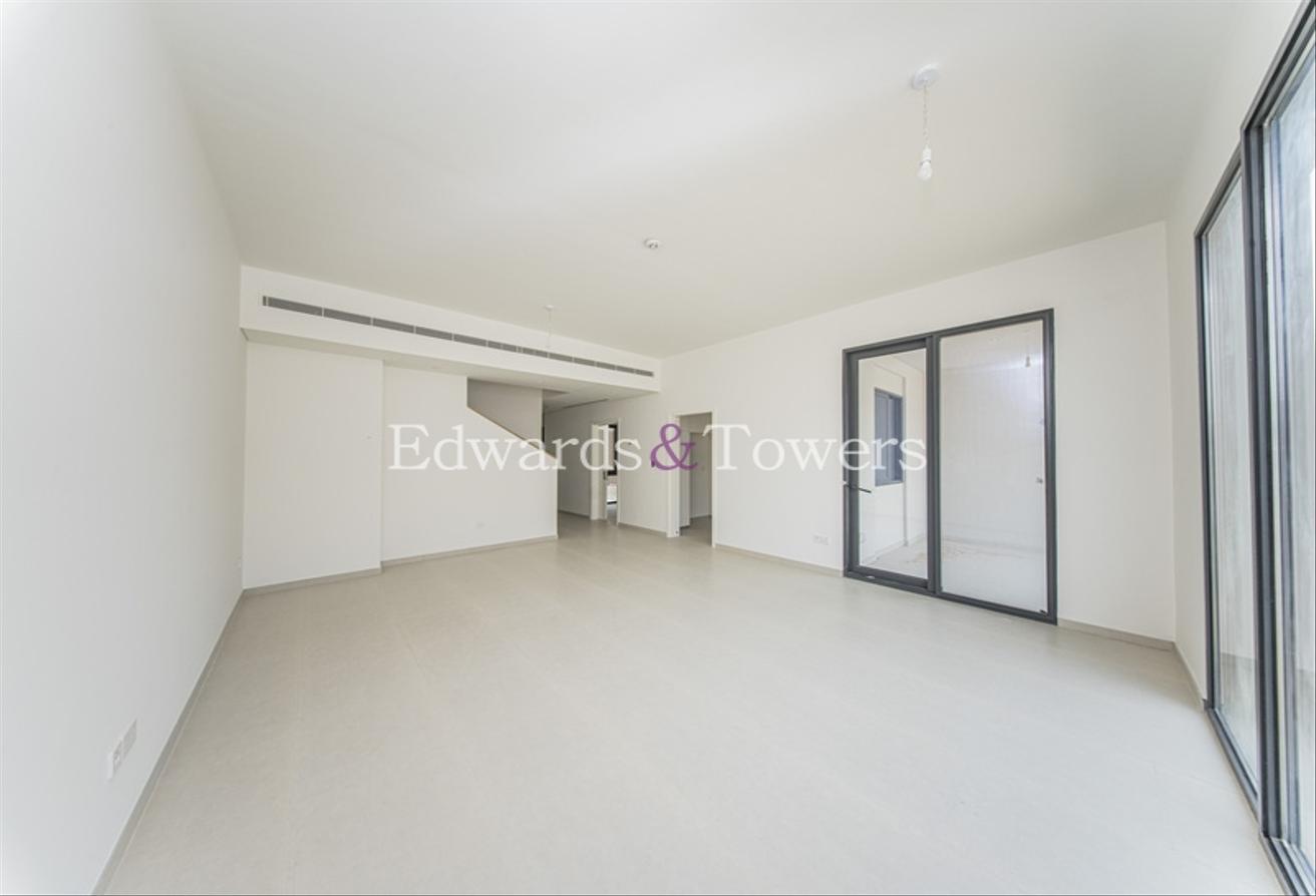 Brand New | Private Garden| Internal Plot photo 4