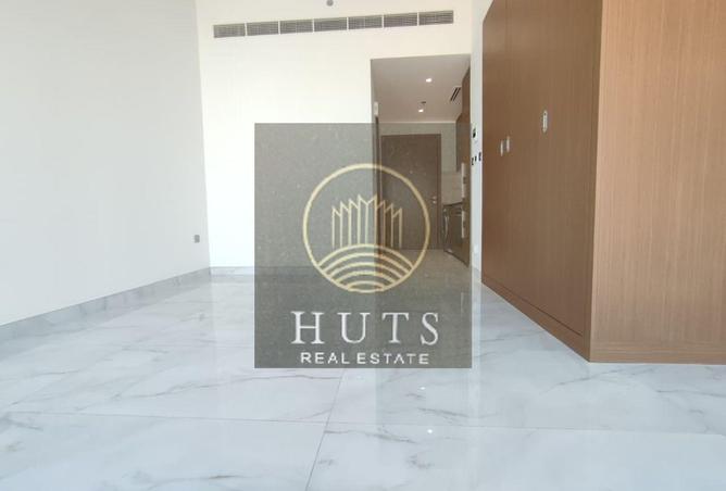 82823821 - Property Image 3