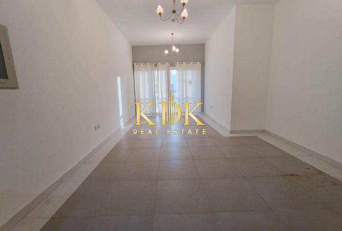 53576367 - صورة العقار 2