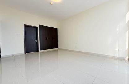 Apartment - 2 - 3 for rent in Duja Tower - Sheikh Zayed Road - Dubai