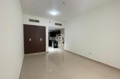 Apartment - Studio - 1 for rent in Royal JVC Building - District 10 - Jumeirah Village Circle - Dubai
