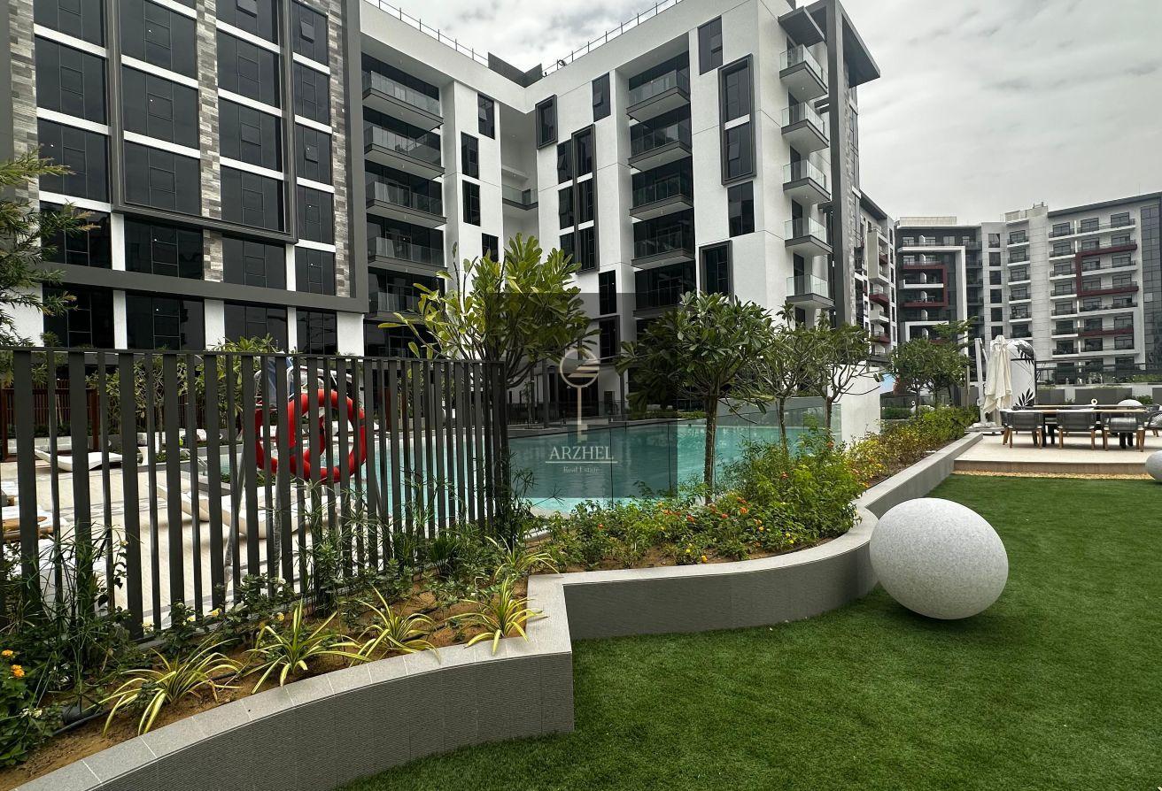 Unfurnished Apartment | Spacious Layout | Vacant photo 15