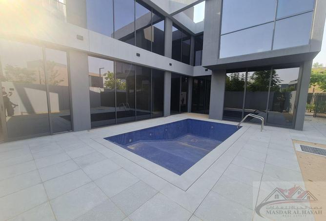 67912537 - Property Image 2