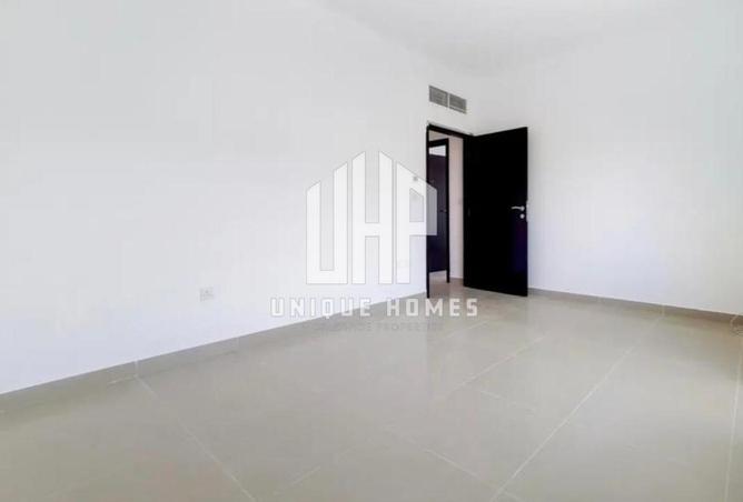 72305129 - Property Image 2