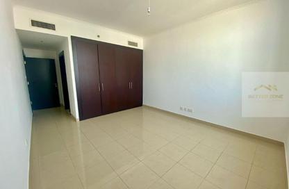 Apartment - Studio - 1 Bathroom for rent in The Links Canal Apartments - The Links - The Views - Dubai