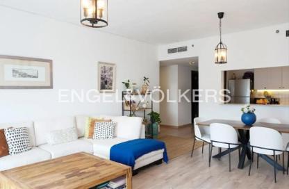 Apartment - 3 Bedrooms - 3 Bathrooms for sale in Marina Tower - Dubai Marina - Dubai