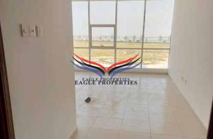 Apartment - 2 - 3 for rent in Al Mamzar Building - Al Mamzar - Deira - Dubai Apartment - 2 - 3 for rent in Al Mamzar Building - Al Mamzar - Deira - Dubai