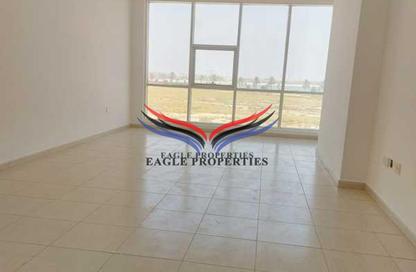 Apartment - 2 - 3 for rent in Al Mamzar Building - Al Mamzar - Deira - Dubai