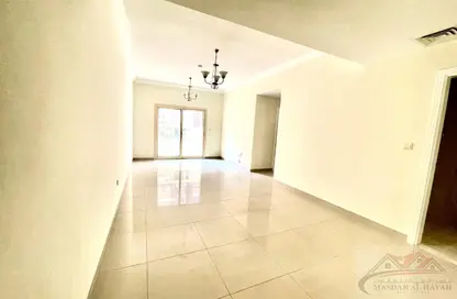 Apartment - 3 Bedrooms - 3 Bathrooms for rent in Muwaileh 3 Building - Muwaileh - Sharjah