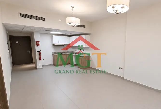 160100364 - Property Image 2