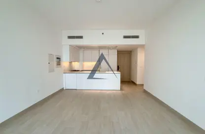 شقة - 2 غرف نوم - 3 حمامات للايجار في لوما بارك فيوز - منطقة 14 - قرية جميرا الدائرية - دبي