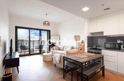 Apartment - 1 Bedroom - 1 Bathroom for sale in Hayat Boulevard 1B - Hayat Boulevard 1 - Hayat Boulevard - Town Square - Dubai