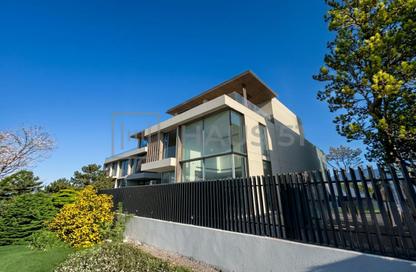 Villa - 4 Bedrooms - 5 Bathrooms for sale in Nad Al Sheba Gardens 3 - Nad Al Sheba Gardens - Nad Al Sheba 1 - Nad Al Sheba - Dubai