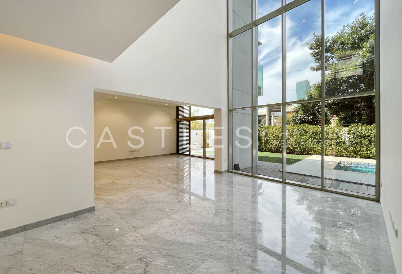 Ready to Move In | Contemporary Luxury Villa photo 9