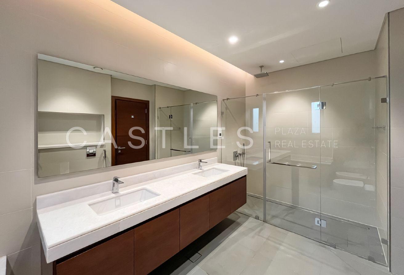 Ready to Move In | Contemporary Luxury Villa photo 25
