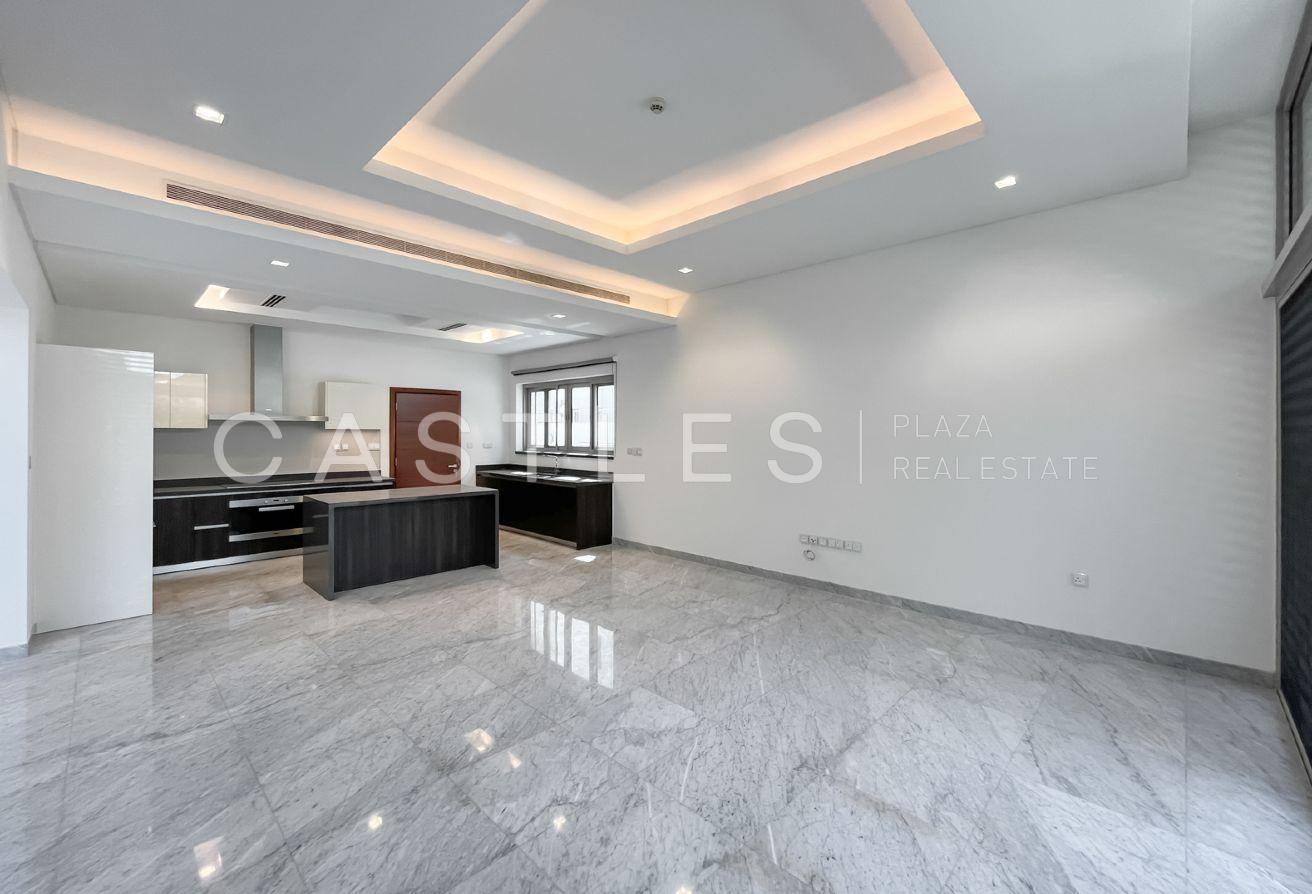 Ready to Move In | Contemporary Luxury Villa photo 12