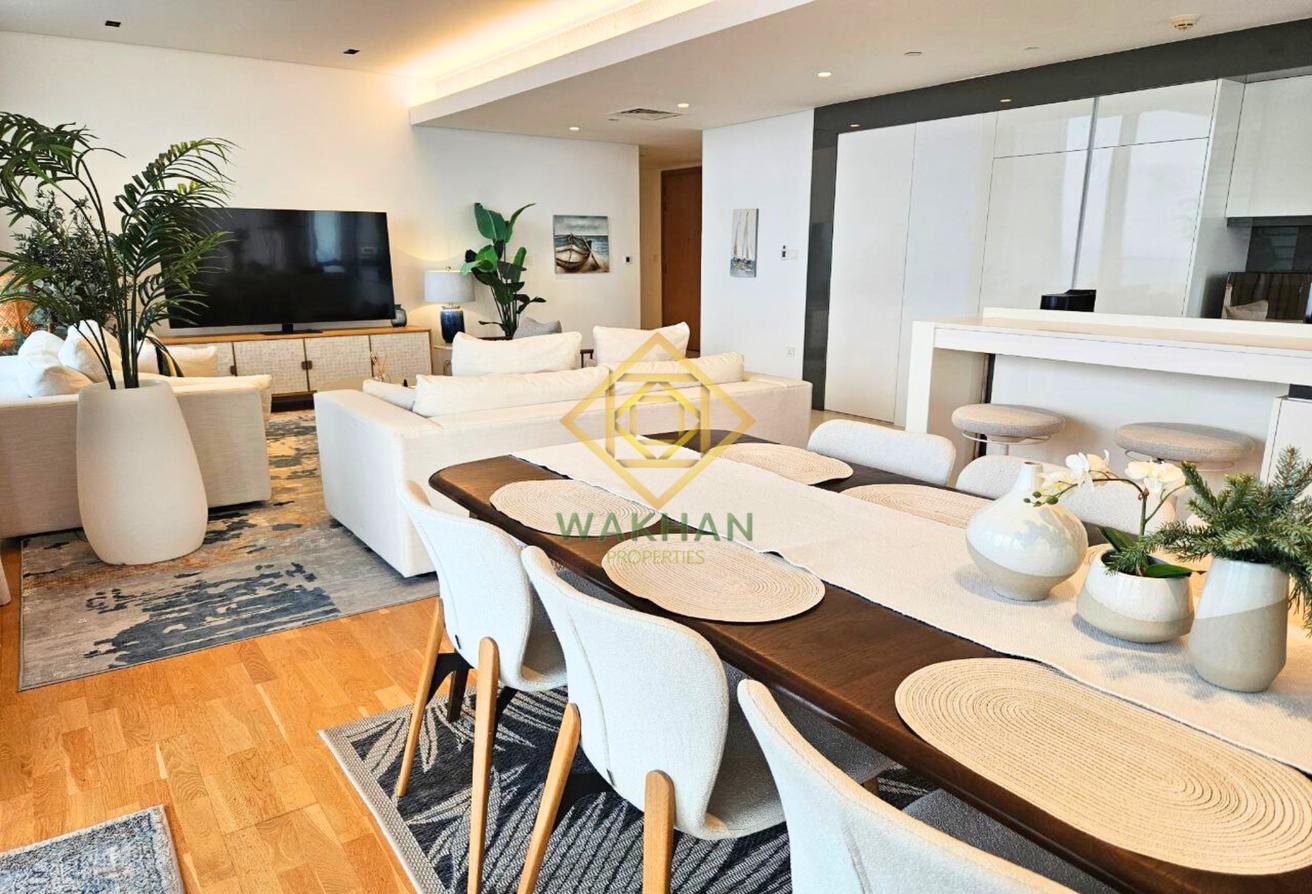 Luxury 4 + Maids |Full Sea and Sunset View |Vacant photo 5