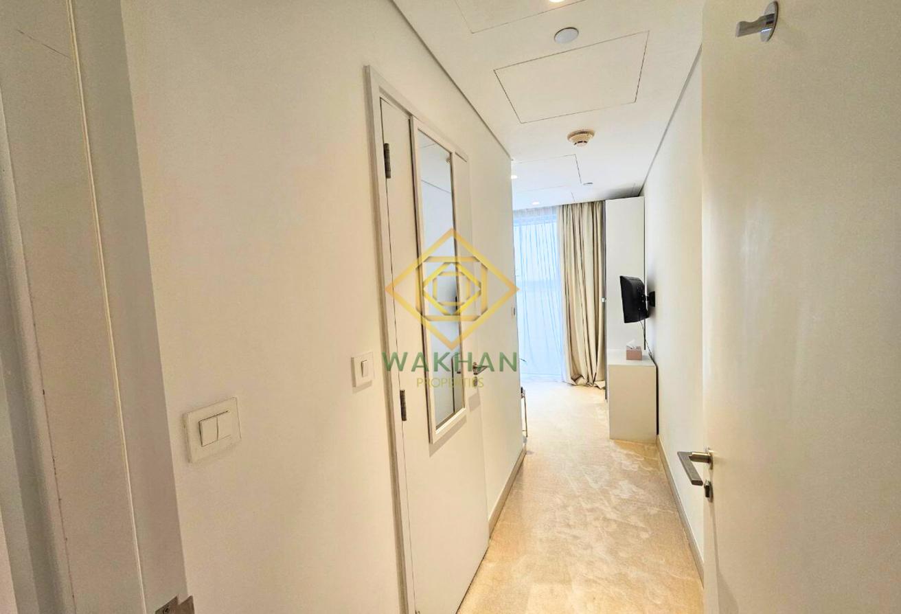 Luxury 4 + Maids |Full Sea and Sunset View |Vacant photo 21