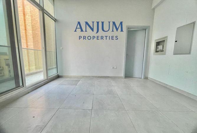 130653273 - Property Main Image