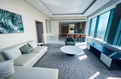 Apartment - 1 - 2 for sale in The Palm Tower - Palm Jumeirah - Dubai