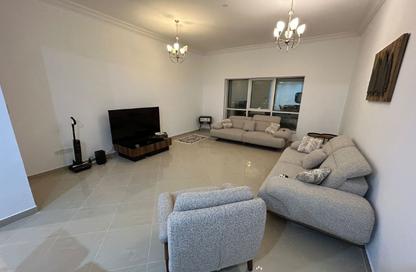 Apartment - 2 - 3 for sale in Al Majaz 1 - Al Majaz - Sharjah Apartment - 2 - 3 for sale in Al Majaz 1 - Al Majaz - Sharjah