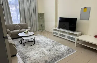 شقة - غرفة نوم - 2 حمامات للايجار في بوابة السيليكون رقم 4 - بوابات السيليكون - واحة دبي للسيليكون - دبي