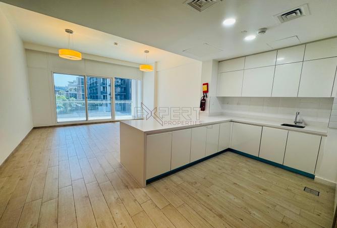 92244715 - Property Main Image