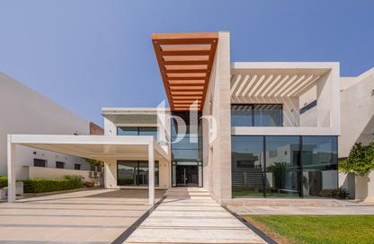 Villa - 6 - 7 for rent in District 6 - Jumeirah Park - Dubai