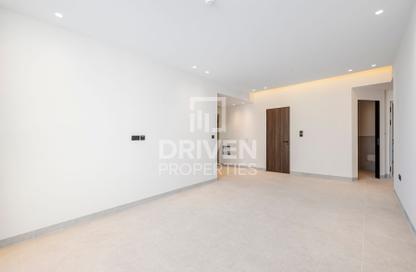 Apartment - 2 - 3 for rent in Oasis 1 - Jumeirah Garden City - Al Satwa - Dubai