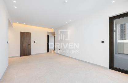 Apartment - 2 - 3 for rent in Oasis 1 - Jumeirah Garden City - Al Satwa - Dubai