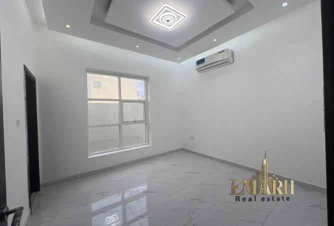 128351825 - Property Image 3