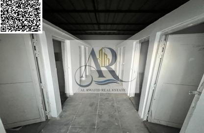 Labor Camp - Studio - 7+ Bathrooms for rent in Al Sajaa S - Al Sajaa - Sharjah Labor Camp - Studio - 7+ Bathrooms for rent in Al Sajaa S - Al Sajaa - Sharjah