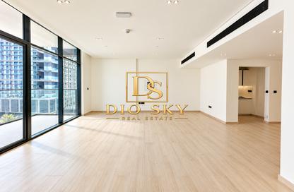 Office Space - Studio - 2 for rent in Binghatti Emerald - District 15 - Jumeirah Village Circle - Dubai