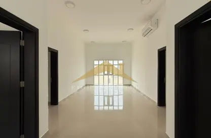 Villa - 5 Bedrooms - 7 Bathrooms for rent in Al Riffa - Ras Al Khaimah