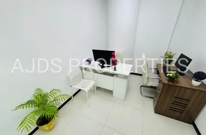 Office Space - 1 Bedroom - 1 Bathroom for rent in Al Fajer Complex - Oud Metha - Bur Dubai - Dubai