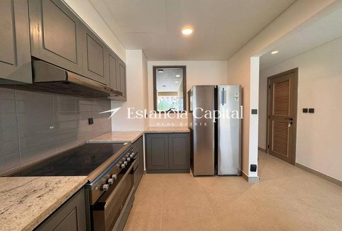 126086254 - Property Image 3