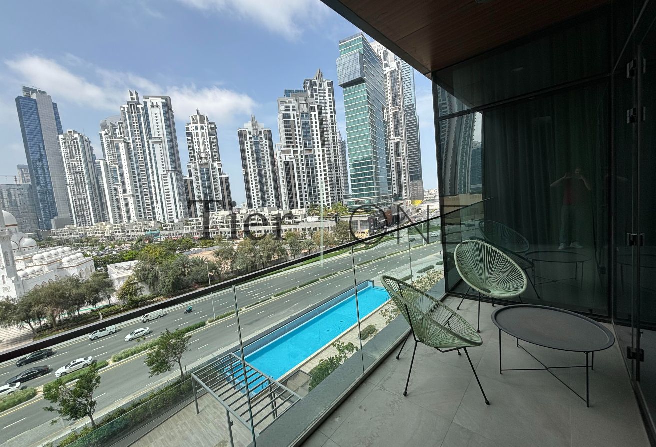VACANT SOON | LUXURY | FURNISHED | RENOVATED