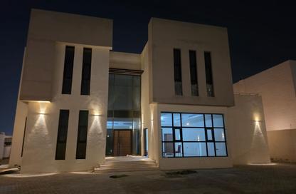 Apartment - 5 Bedrooms - 7+ Bathrooms for rent in Madinat Al Riyad - Abu Dhabi