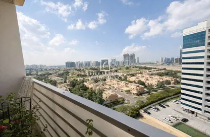 Apartment - 2 Bedrooms - 3 Bathrooms for rent in Olympic Park 3 - Olympic Park Towers - Dubai Sports City - Dubai