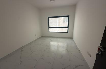 Apartment - 1 - 1 for rent in Al Qulaya'ah - Al Sharq - Sharjah Apartment - 1 - 1 for rent in Al Qulaya'ah - Al Sharq - Sharjah