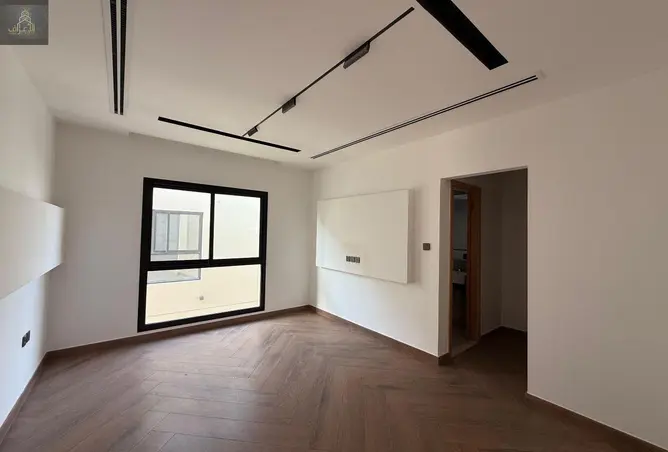 105107765 - Property Image 3