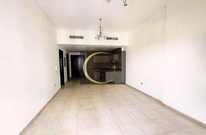 شقة - غرفة نوم - 2 حمامات للايجار في برج حمزة - مدينة دبي الرياضية - دبي شقة - غرفة نوم - 2 حمامات للايجار في برج حمزة - مدينة دبي الرياضية - دبي