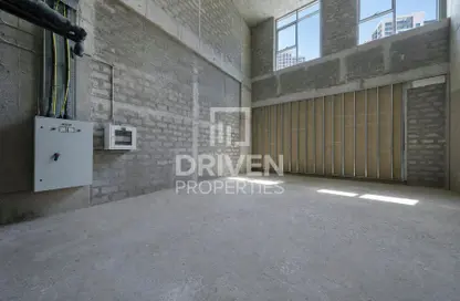 Retail - Studio for rent in Canal Front Residence 3 - Canal Front Residences - Al Wasl - Dubai