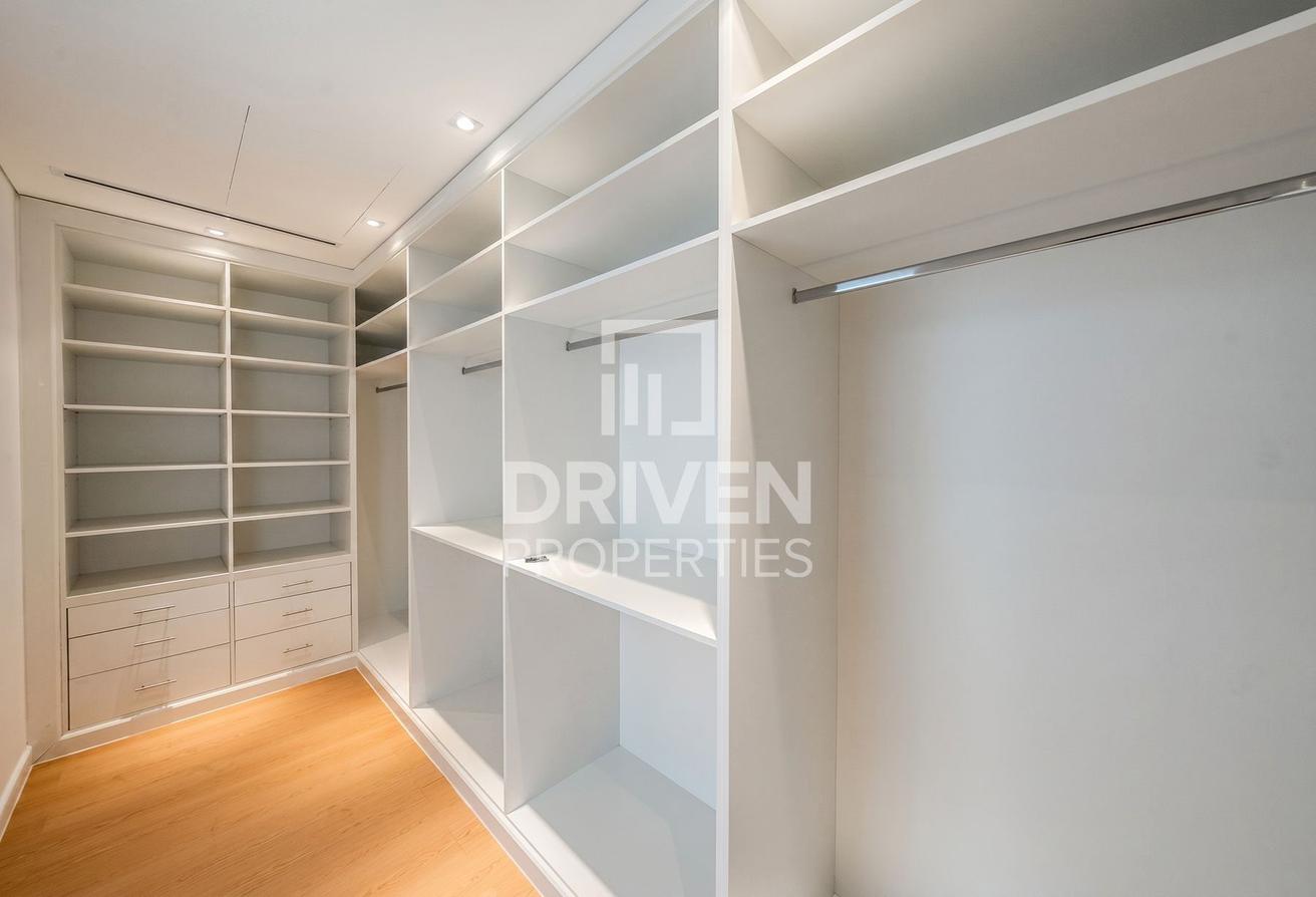 Elegant Layout | High Floor | Ready to Move in photo 14