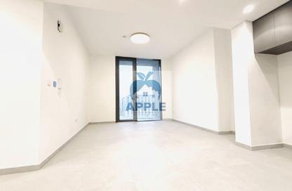 Apartment - 2 Bedrooms - 3 Bathrooms for rent in Tiraz 2 - Aljada - Sharjah