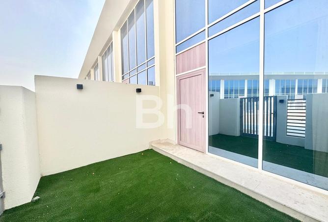 73750425 - Property Image 2